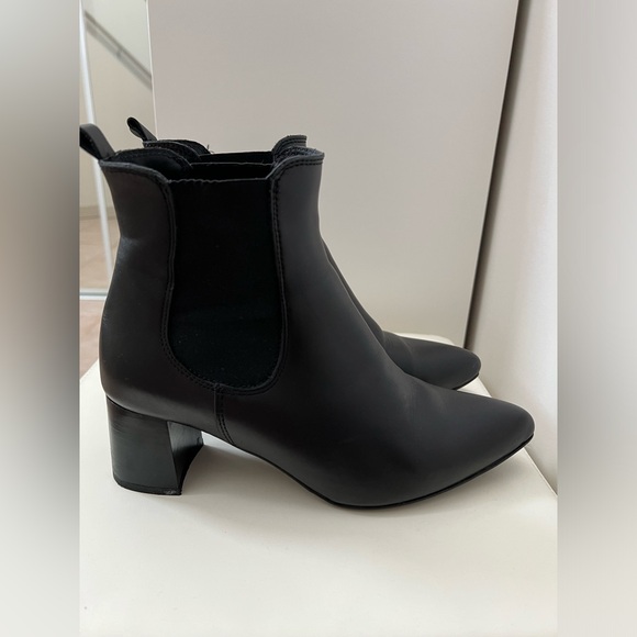 La Canadienne Black Booties - Picture 8 of 10